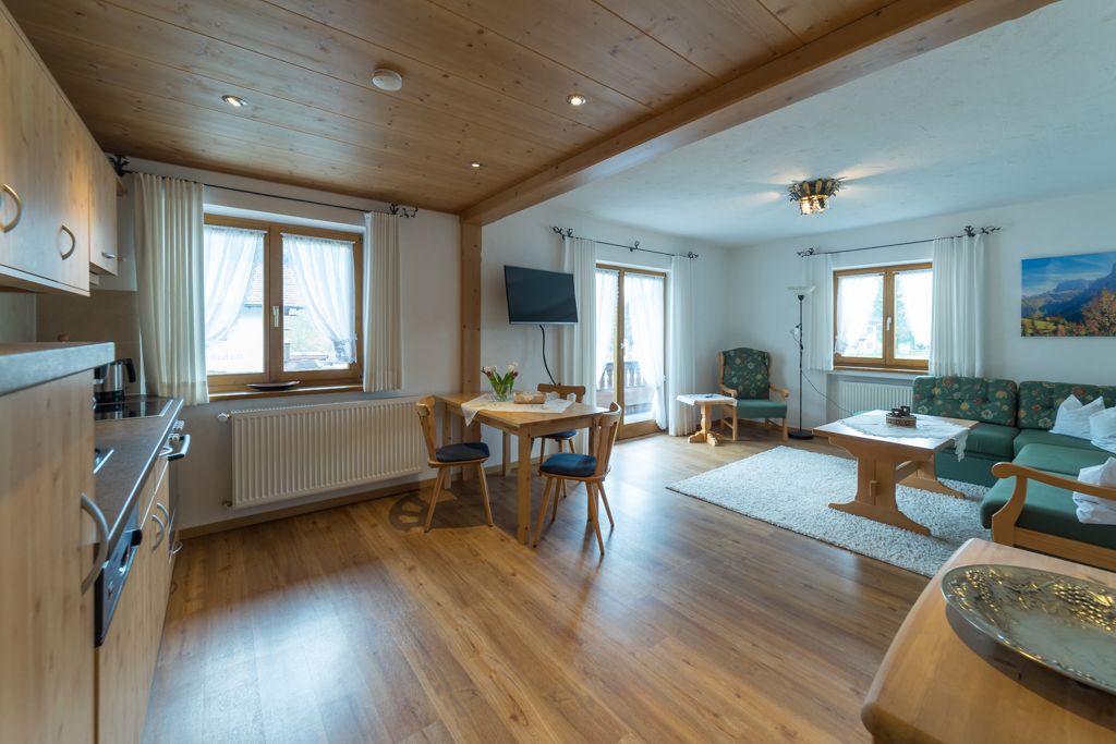 Gästehaus Funk Wallgau - Ferienwohnung Wetterstein