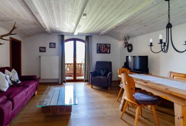 Gästehaus Funk Wallgau - Ferienwohnung Zugspitze - Wohnbereich